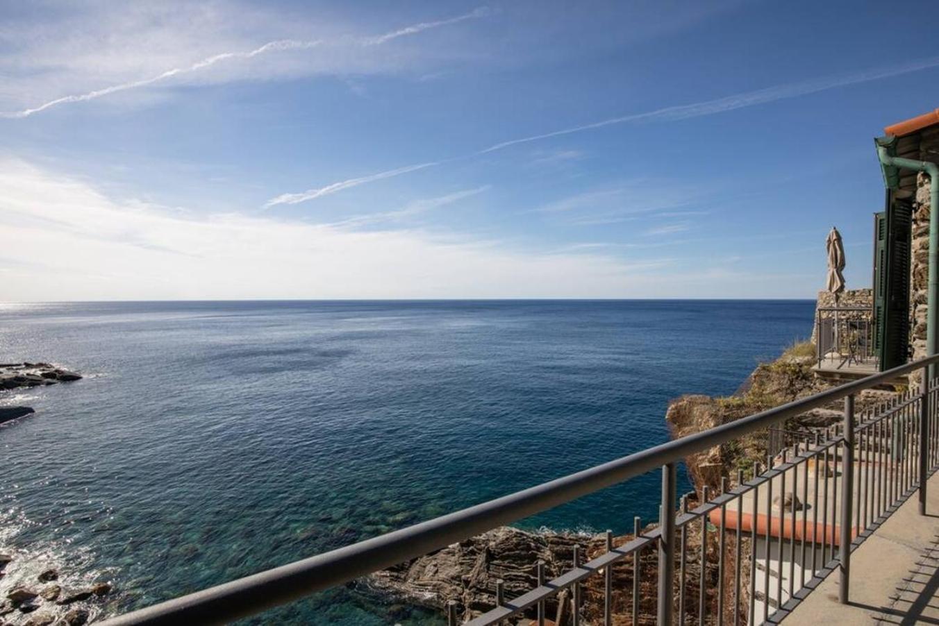 דירות ורנאצה Carattino 12 Idyllic Seafront Retreat מראה חיצוני תמונה